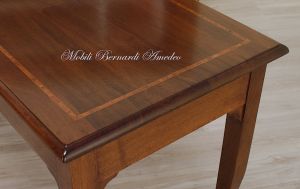 Scrittoio classico da 120 cm in legno massello di noce con 2 cassetti e intarsio